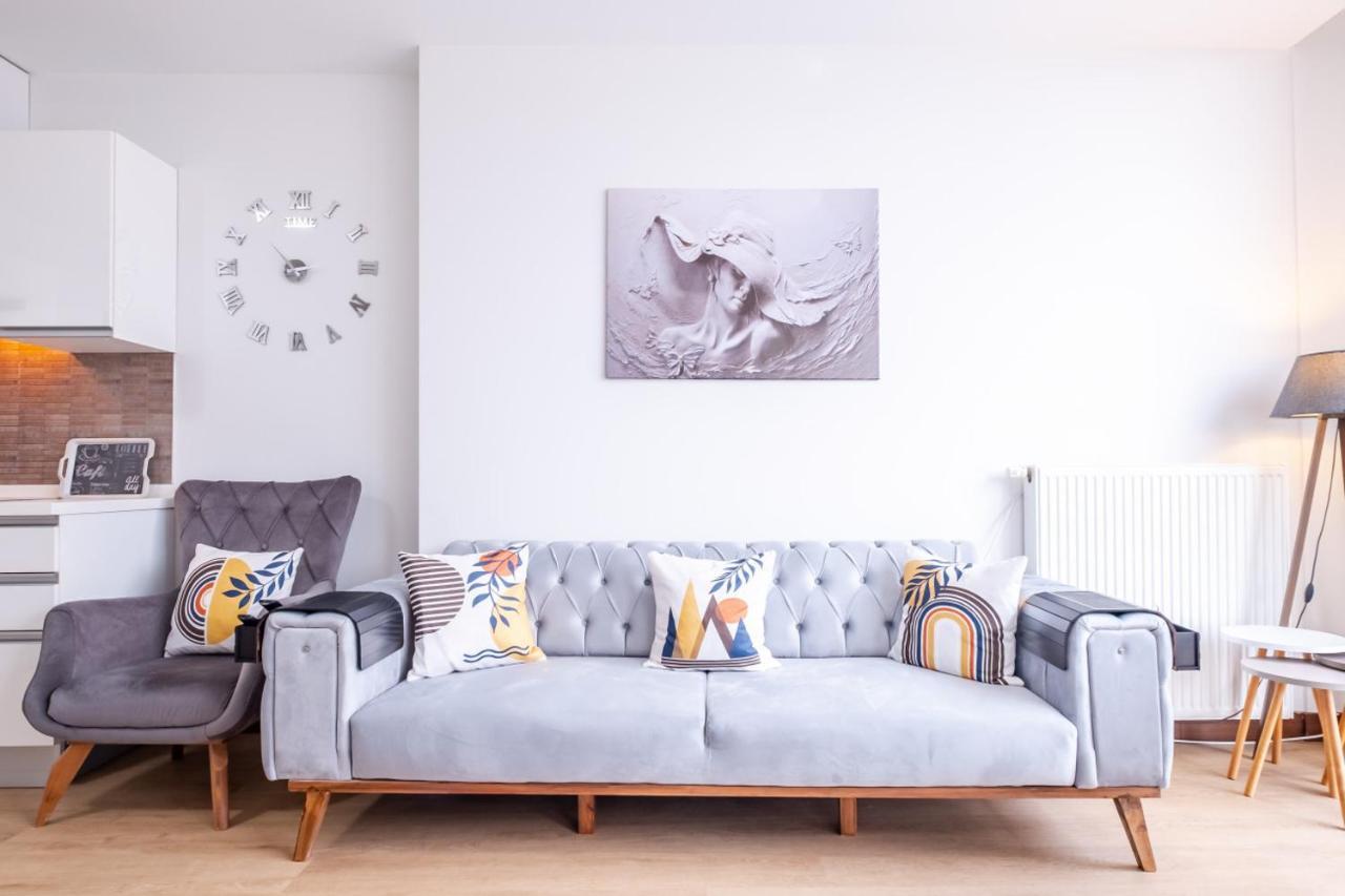 Charming Flat With City View In Atasehir Istanbul Ngoại thất bức ảnh