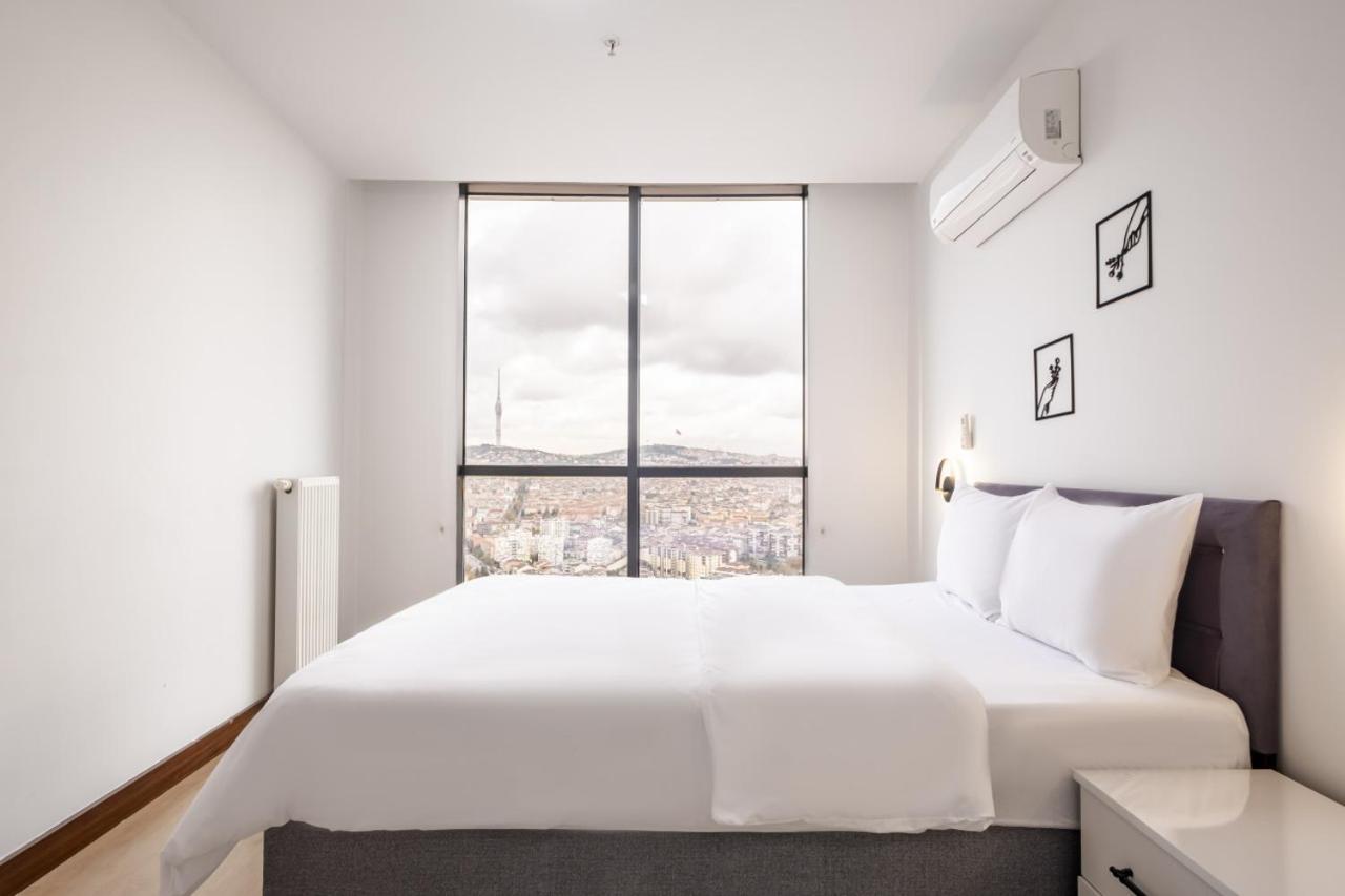 Charming Flat With City View In Atasehir Istanbul Ngoại thất bức ảnh